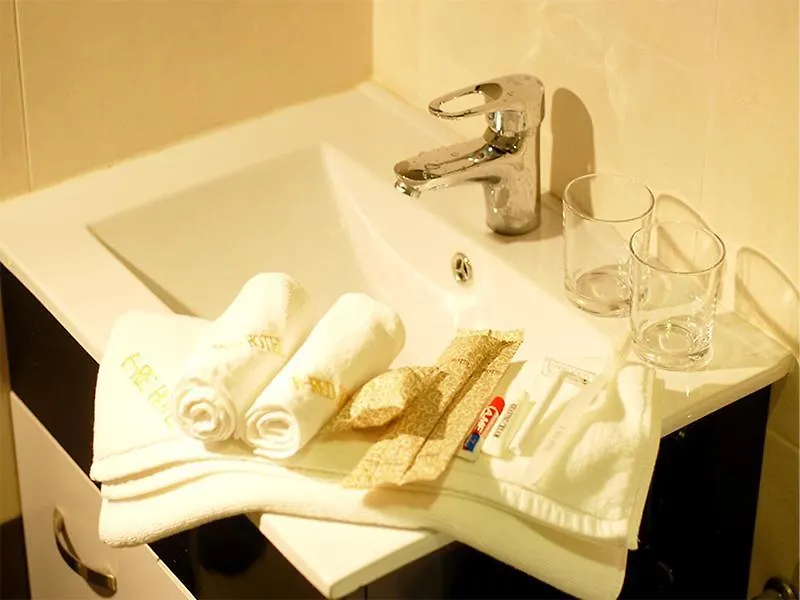 بوكيت ميرتاجام E-Red Hotel Bandar Perda