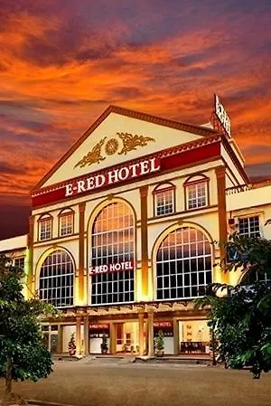 بوكيت ميرتاجام E-Red Hotel Bandar Perda